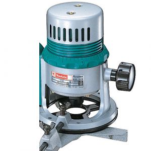 Makita 3601B Dik Freze 930 W 4.5 Ah